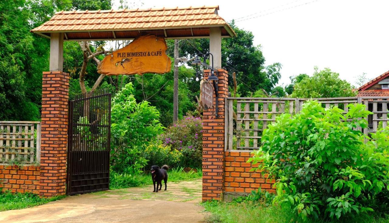 Plei Homestay & Cafe Pleiku Bagian luar foto