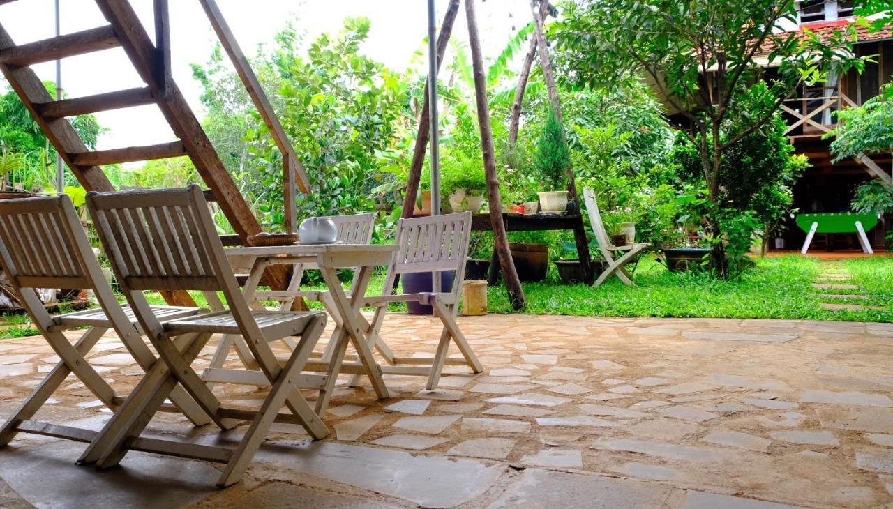 Plei Homestay & Cafe Pleiku Bagian luar foto